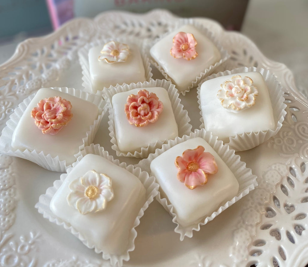 Petit Four Class - LIMITED SEATING! - Saturday September 24, 2022 - 9:30AM - 11:30AM